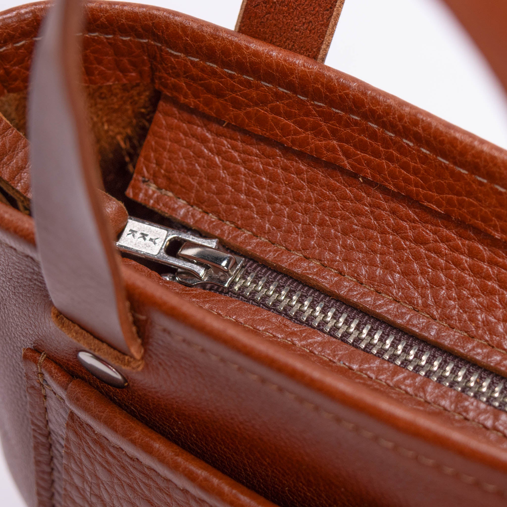 Zipper Mini Shelby- Fringe- Luck Reunion