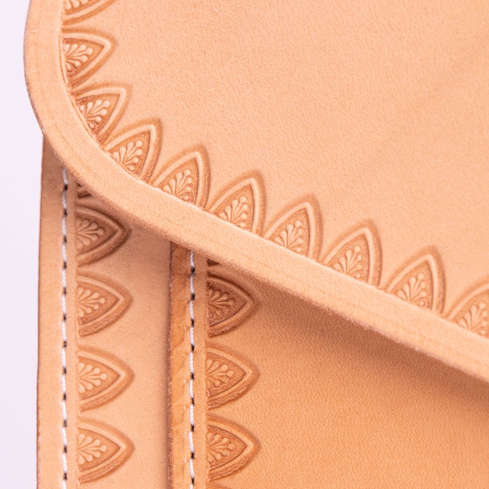 Parkway Saddlebag - Leather Daddy Special - Howl + Hide