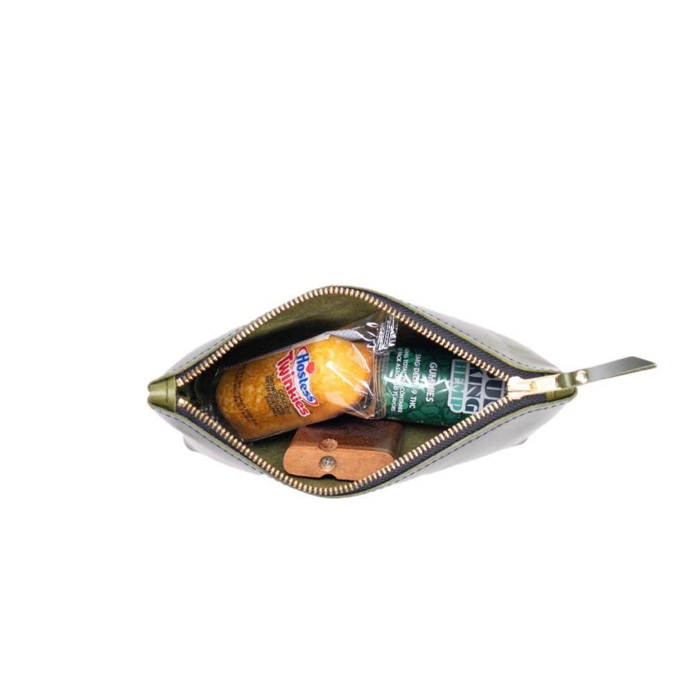 Stoner Survival Kit - Howl + Hide