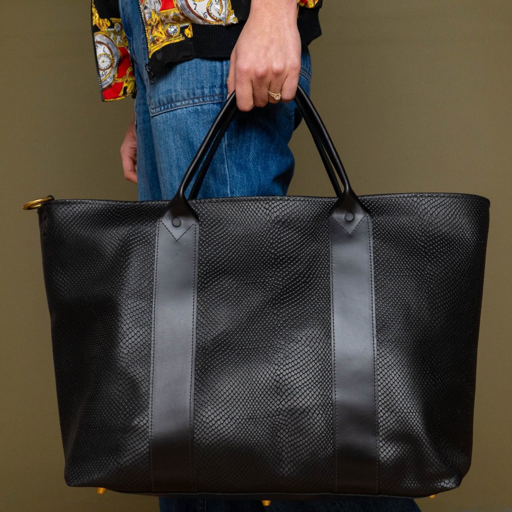 Sample Sale - Weekender Tote - Howl + Hide